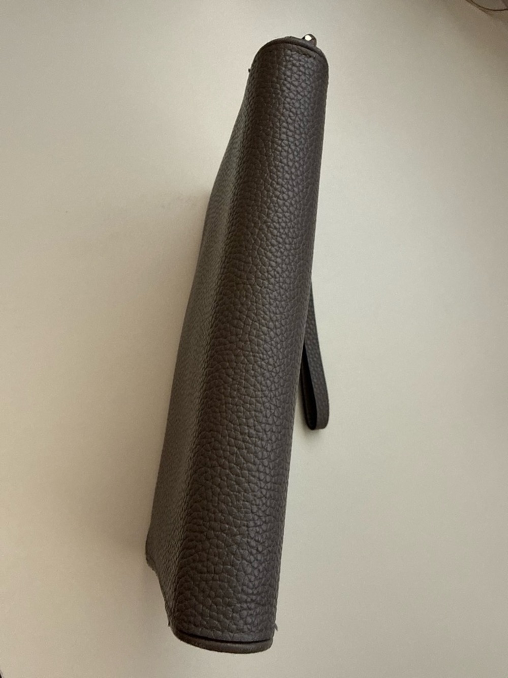 Kate Spade Grey Pebbled Leather Zip Around Wristlet Wallet Quiet Luxury - Picture 6 of 8